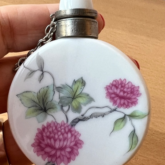 ANTIQUE VINTAGE LIMOGES FRANCE PORCELAIN PERFUME BOTTLES PINK PEONIES FLOWER 2PC - Picture 4 of 16